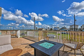 Surfside Beach House with Balcony and Ocean Views!